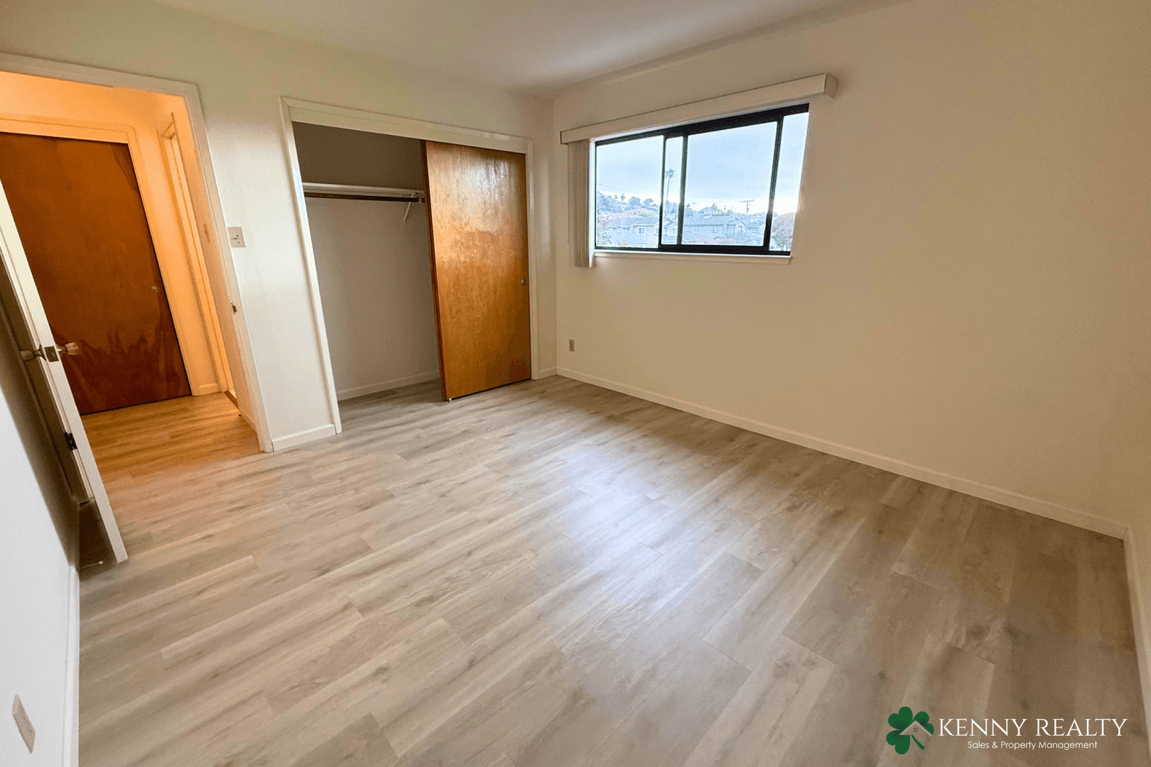 South San Francisco Apartment: 855 Commercial