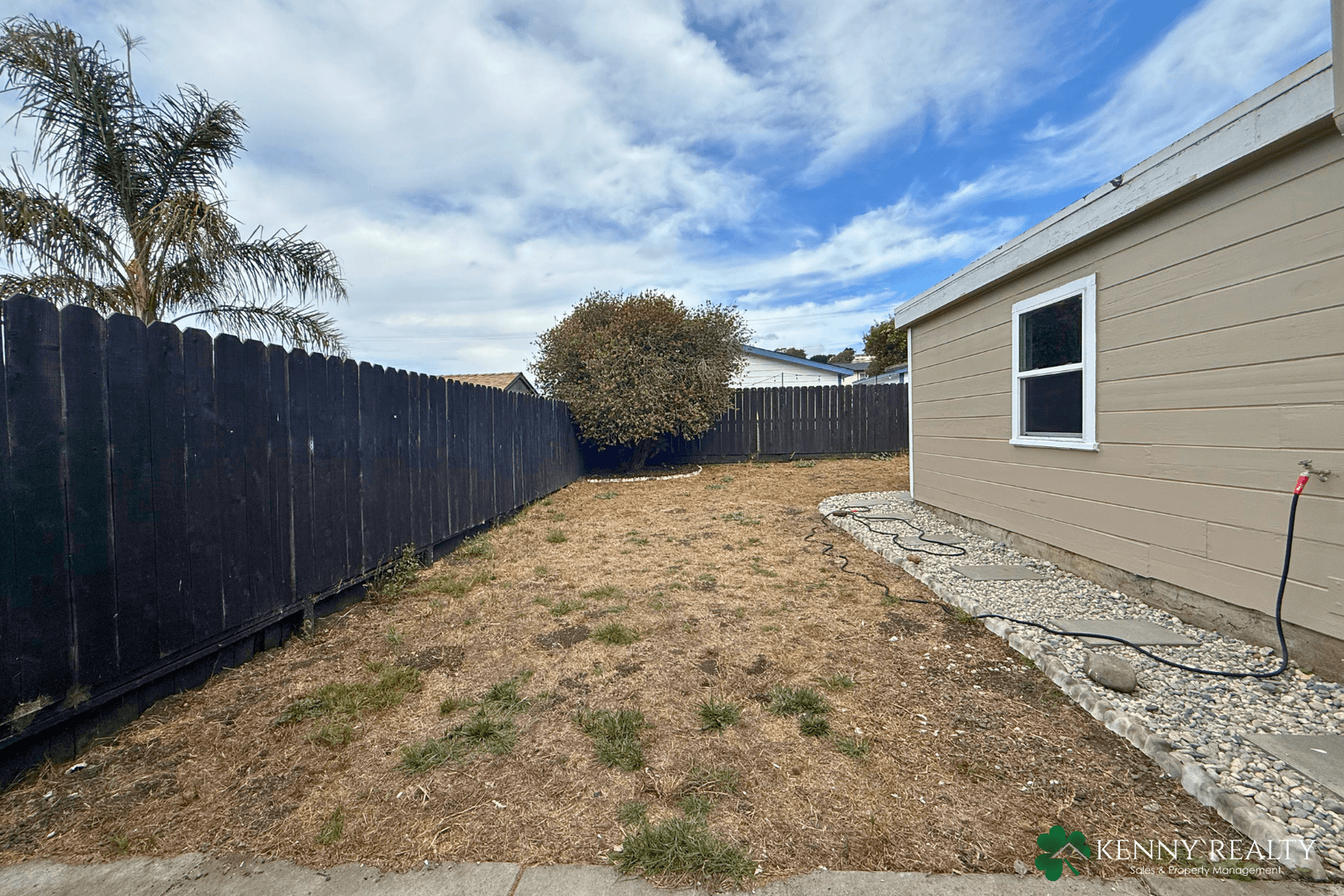 Pacifica House: 263 Clarendon Road
