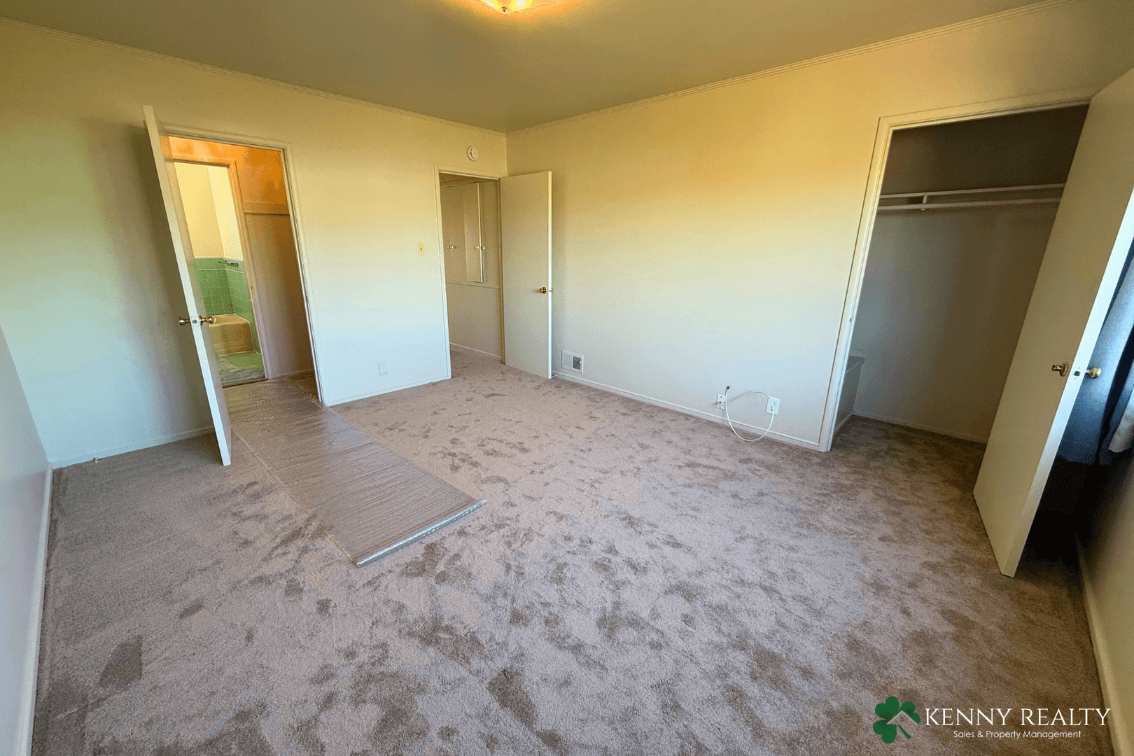Daly City House: 654 N. Mayfair Ave