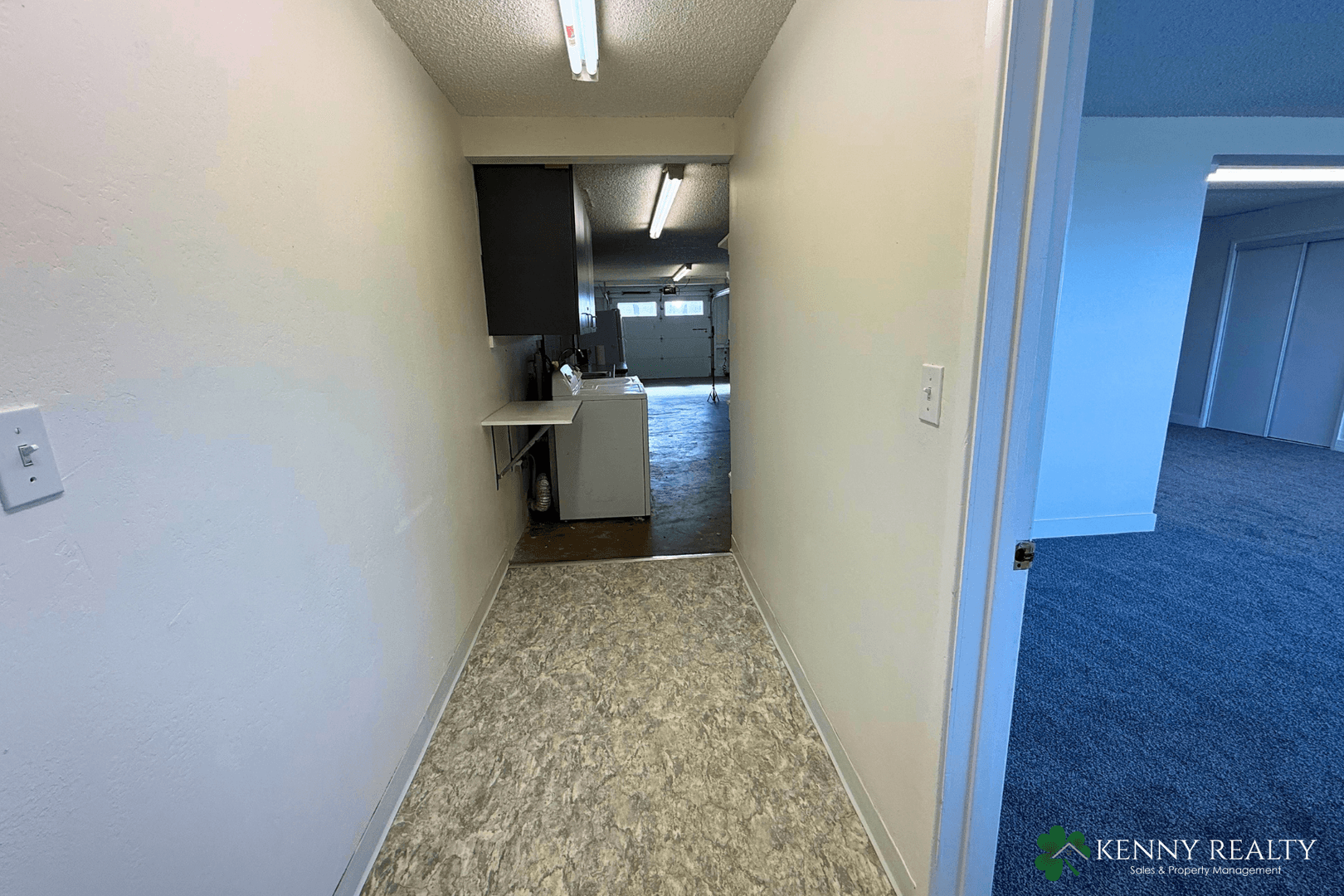 Pacifica House: 23 Holiday Court