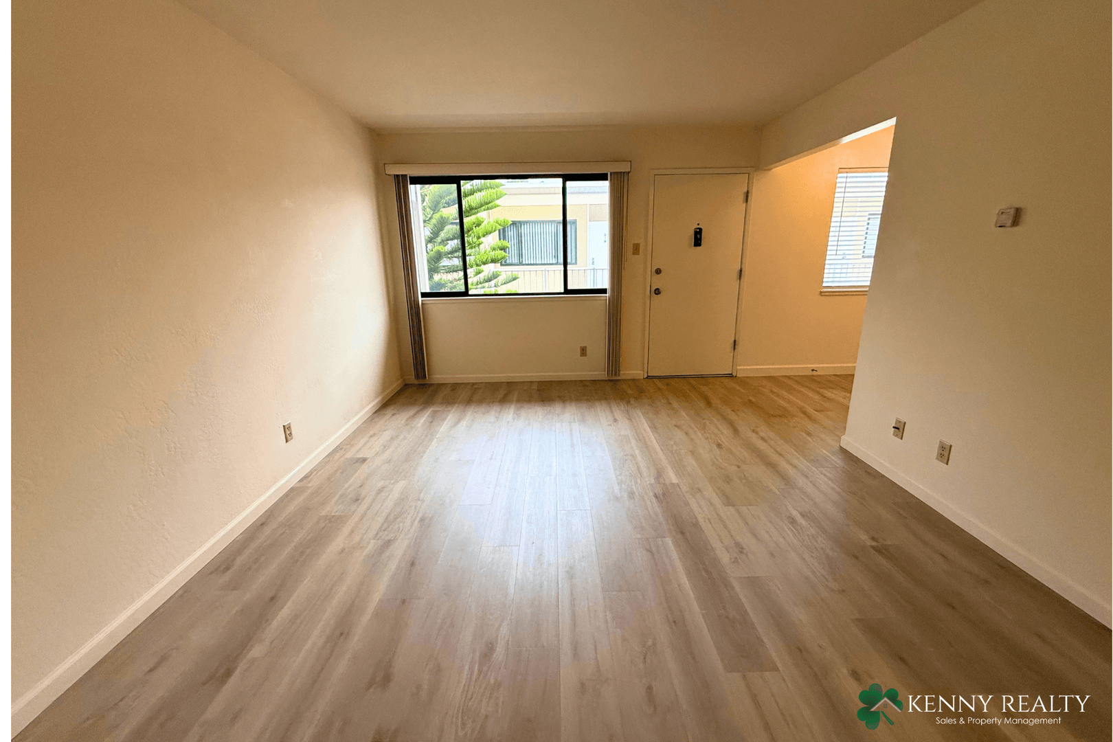 South San Francisco Apartment: 855 Commercial
