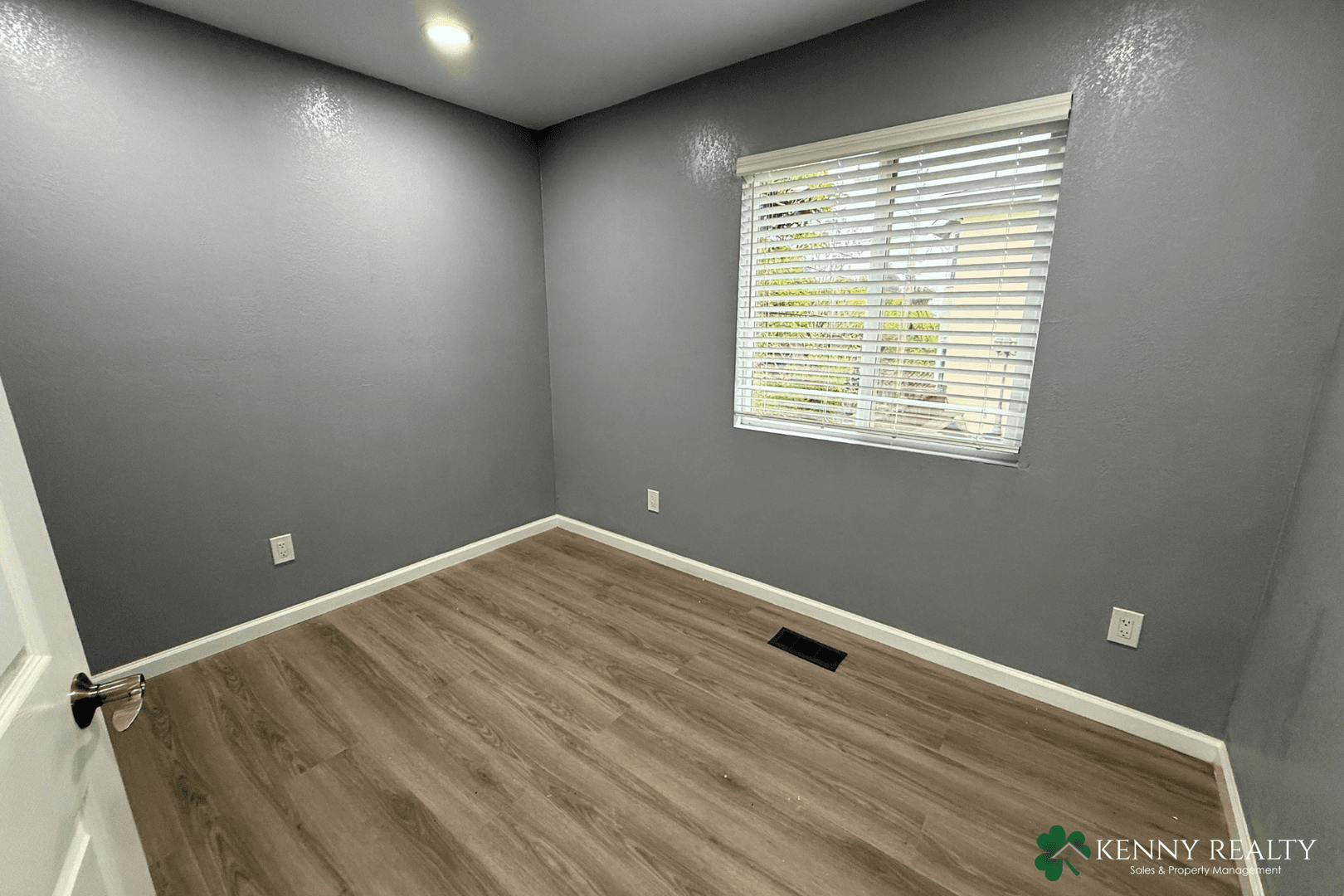 South San Francisco House: 230 Arroyo Drive
