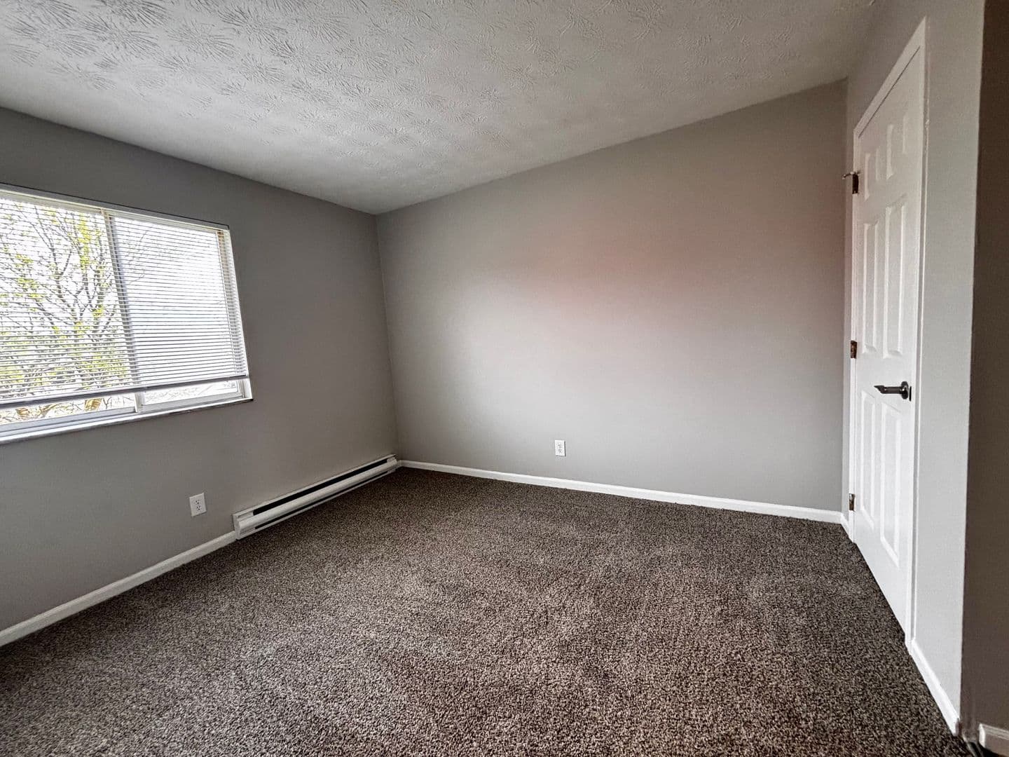 Englewood Apartment: 521 S. Main Street