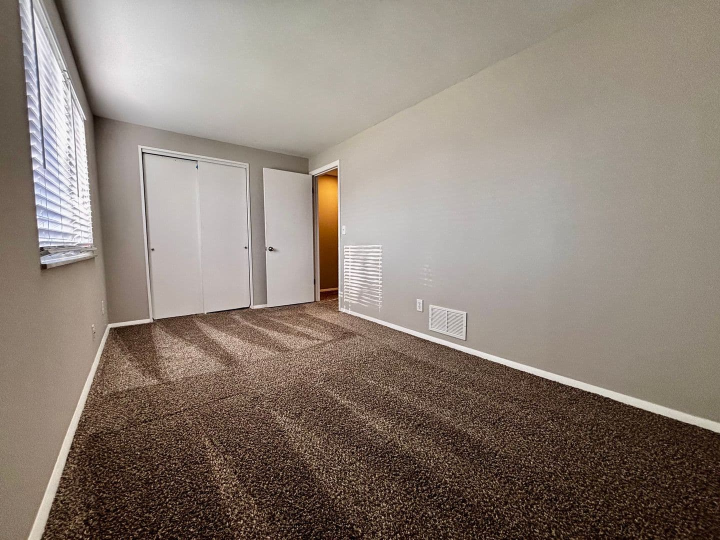 Kettering Apartment: 4370 Flowerdale Avenue