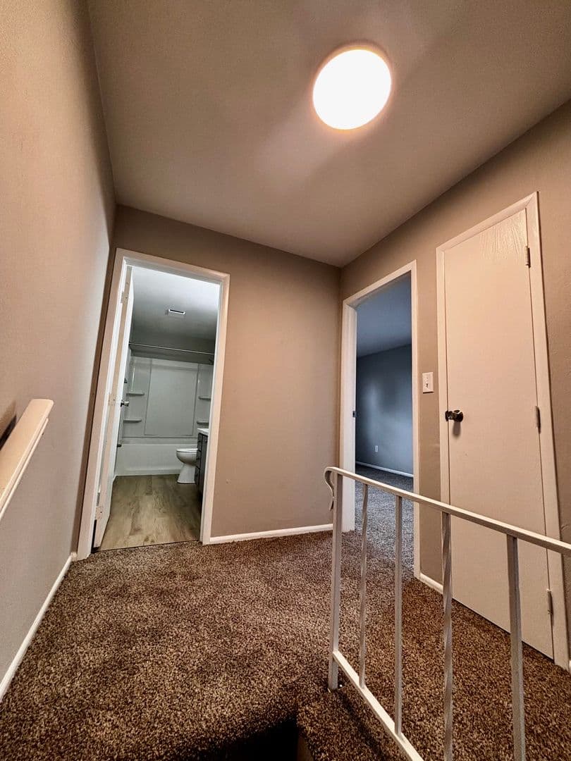 West Milton Apartment: 1257 Sanlor Avenue