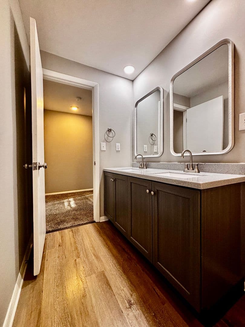 Kettering Apartment: 4370 Flowerdale Avenue