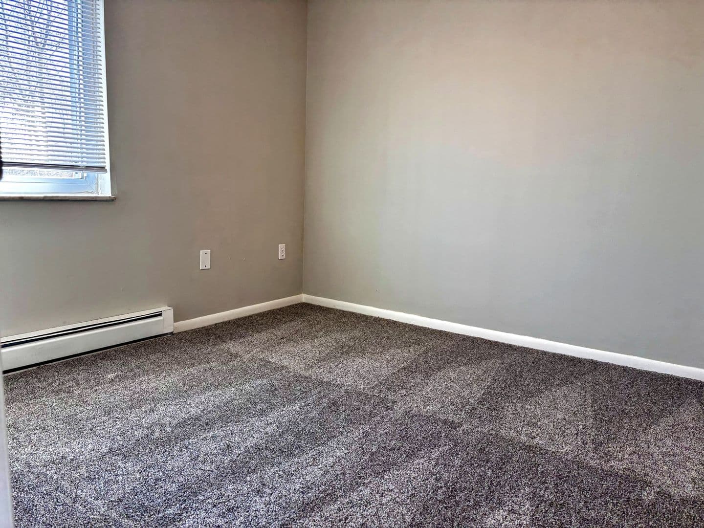 Englewood Apartment: 521 S. Main Street