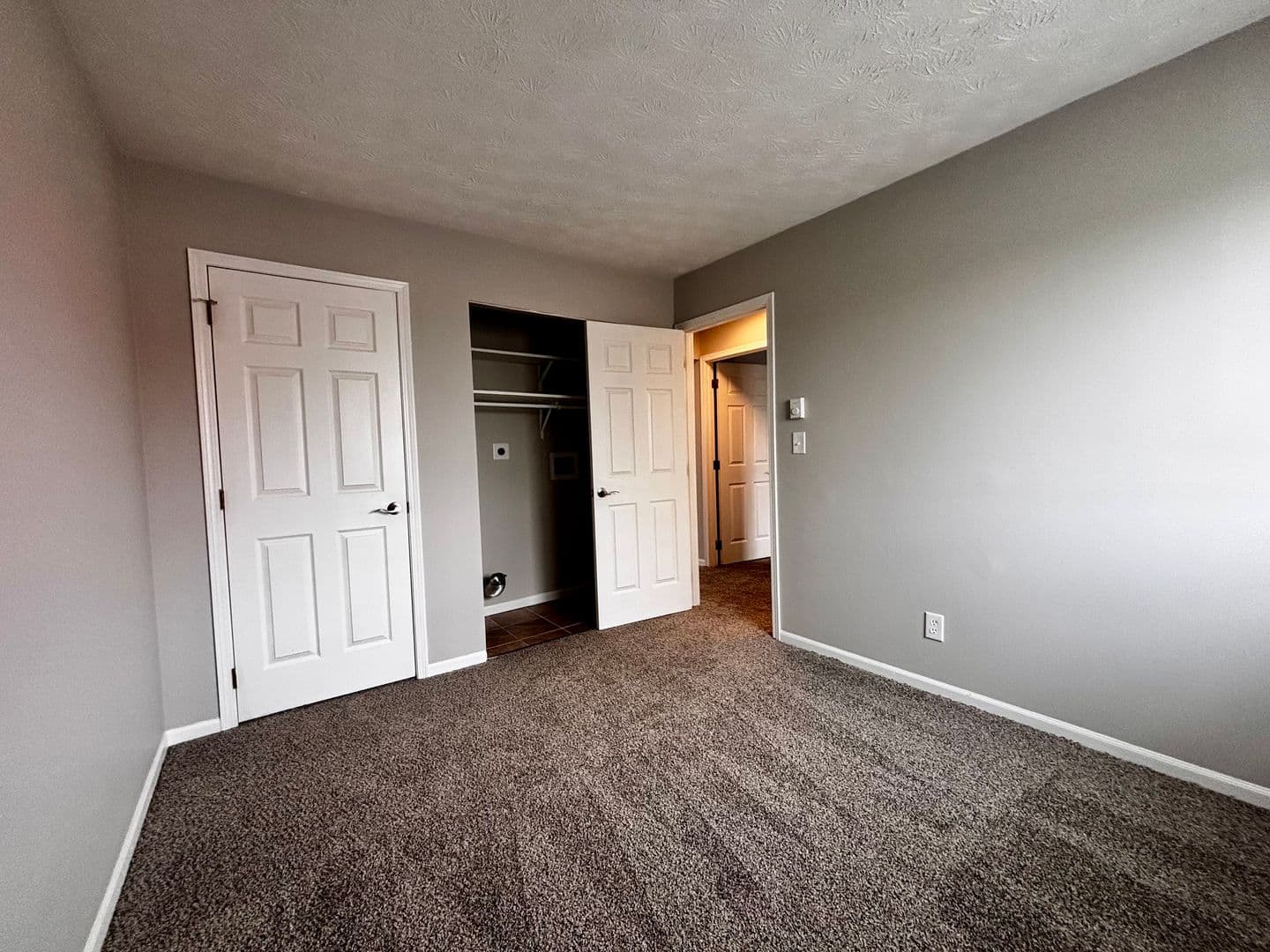 Englewood Apartment: 521 S. Main Street