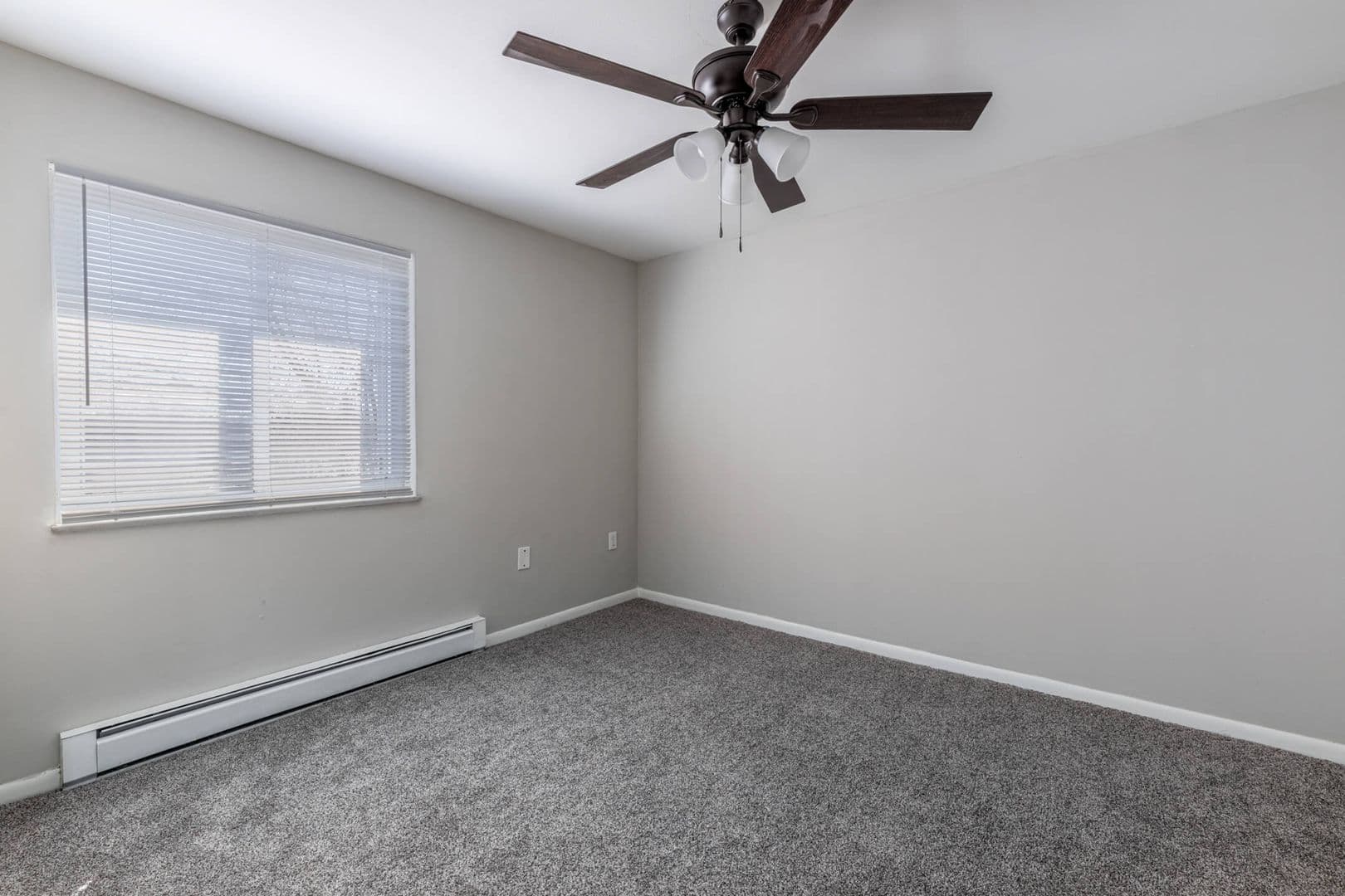 Englewood Apartment: 519 S. Main Street