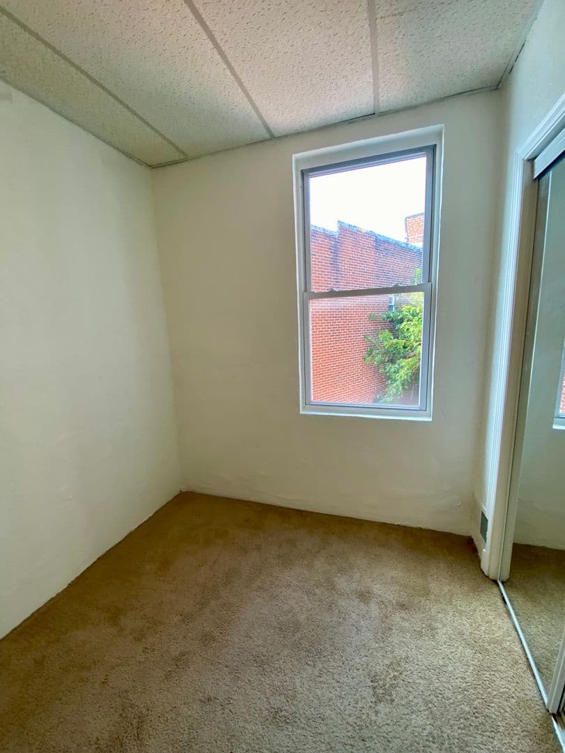 Pittsburgh Apartment: 3617 Dawson St
