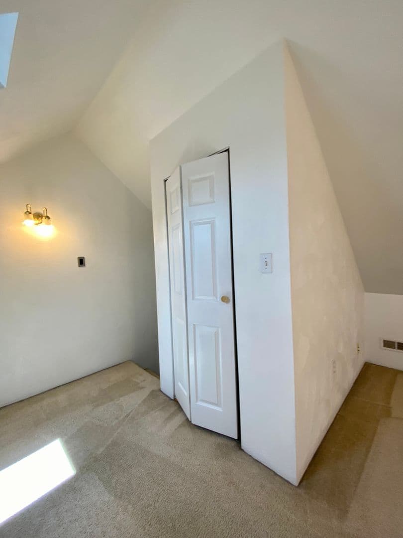Pittsburgh Apartment: 5819 Bartlett St