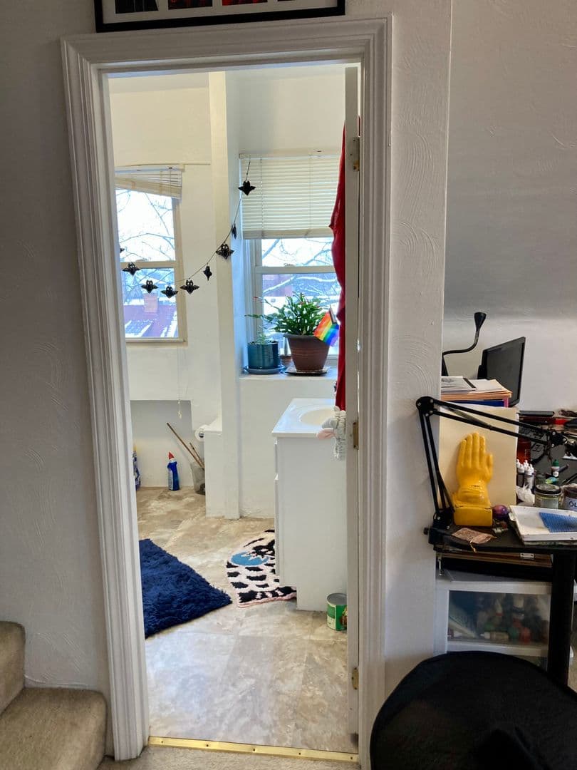 Pittsburgh Apartment: 5819 Bartlett St