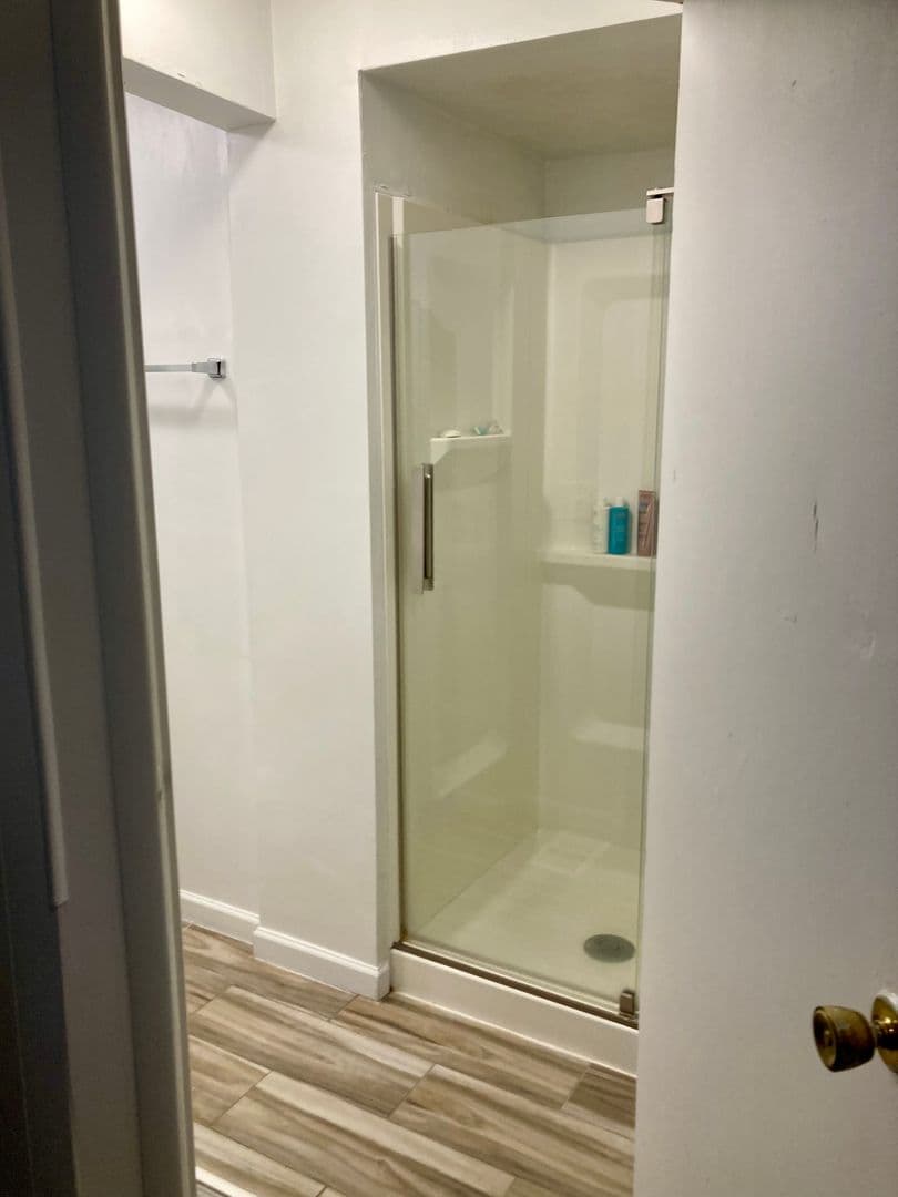 Pittsburgh Apartment: 431 S. Graham St