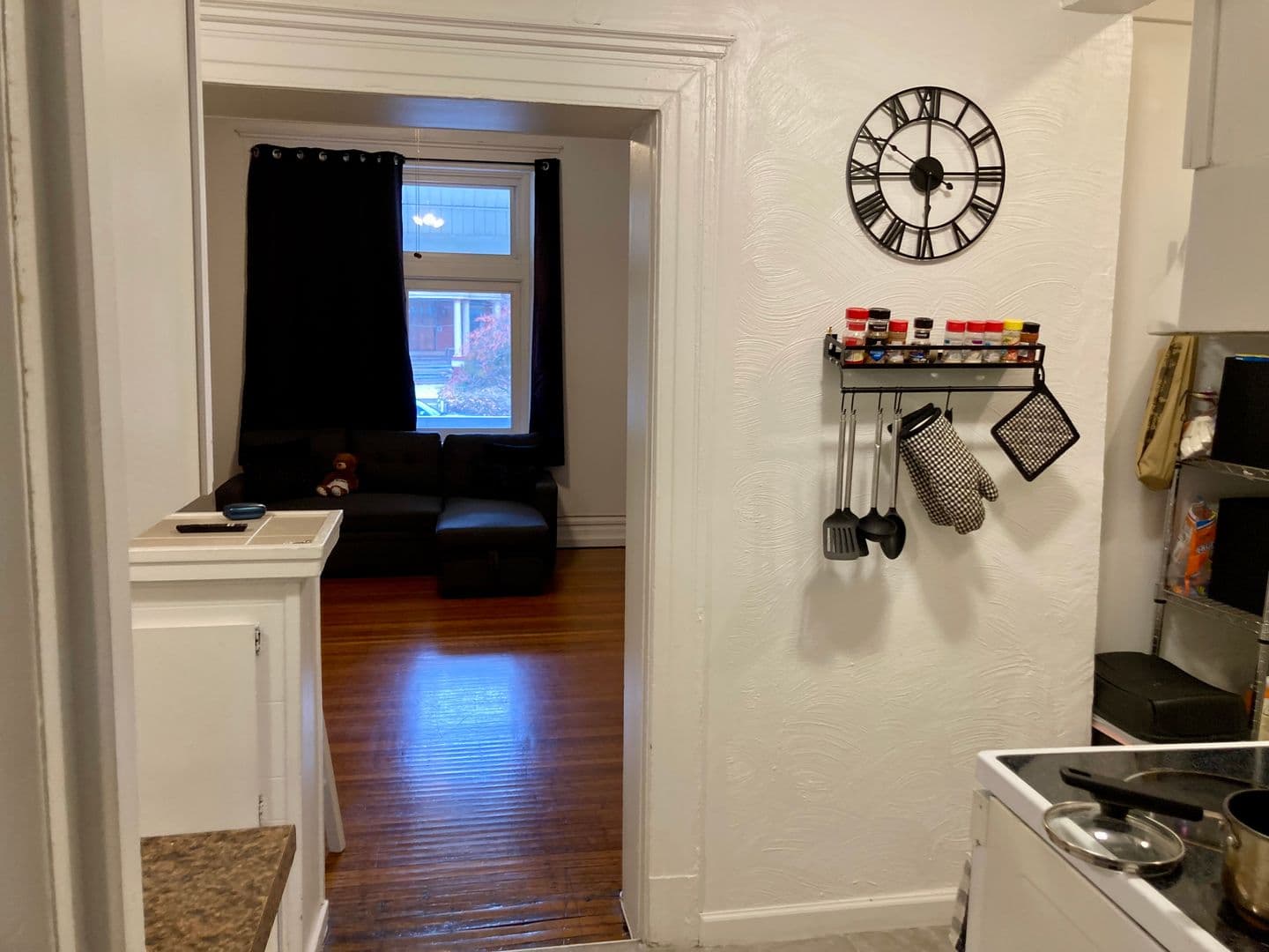 Pittsburgh Apartment: 431 S. Graham St