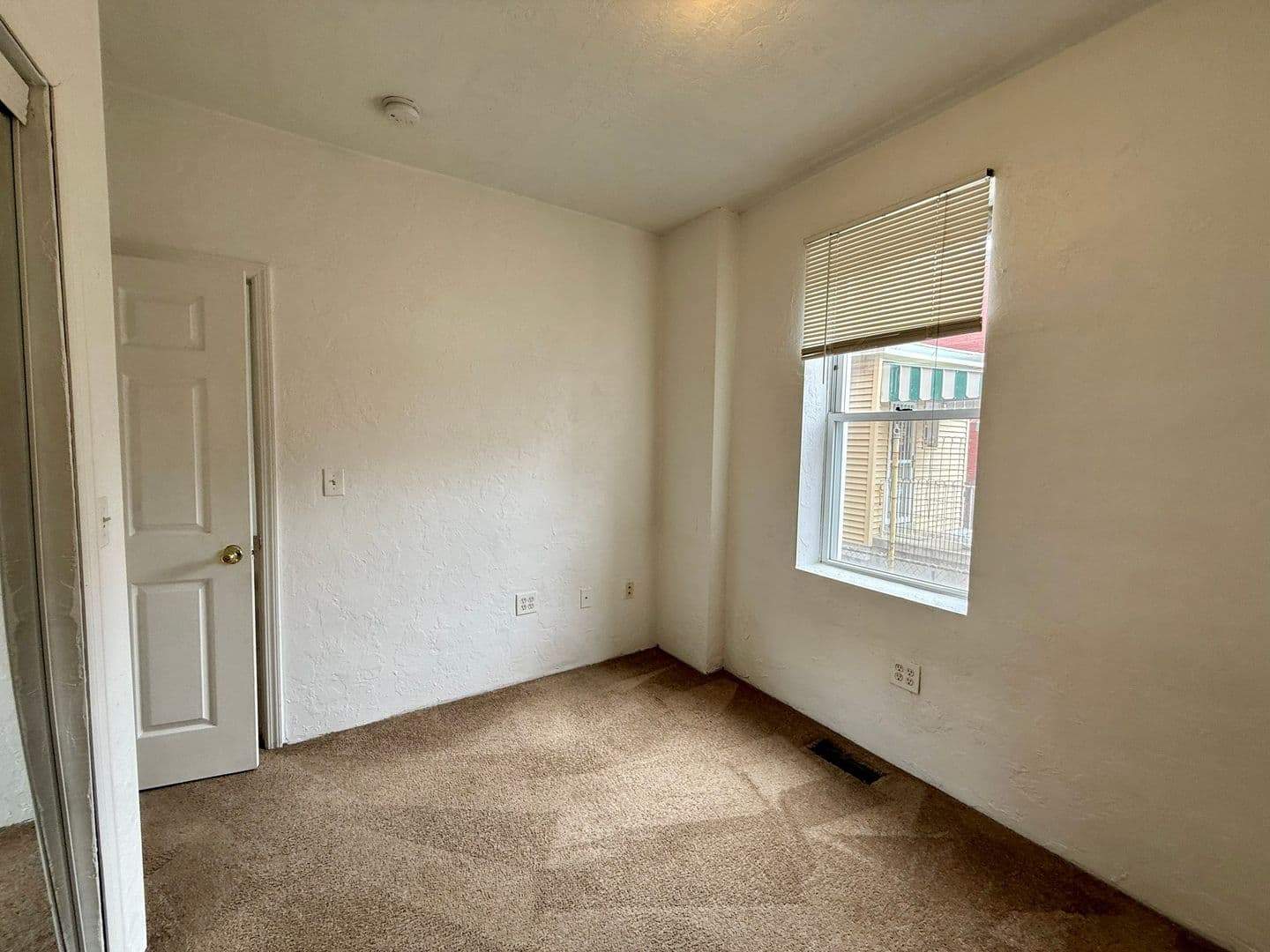 Pittsburgh Apartment: 3615 Dawson St