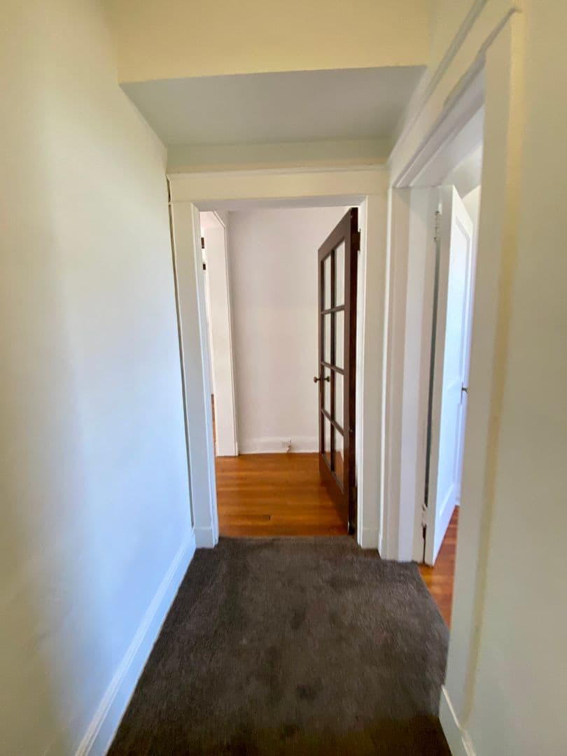 Pittsburgh Apartment: 626 Maryland Ave