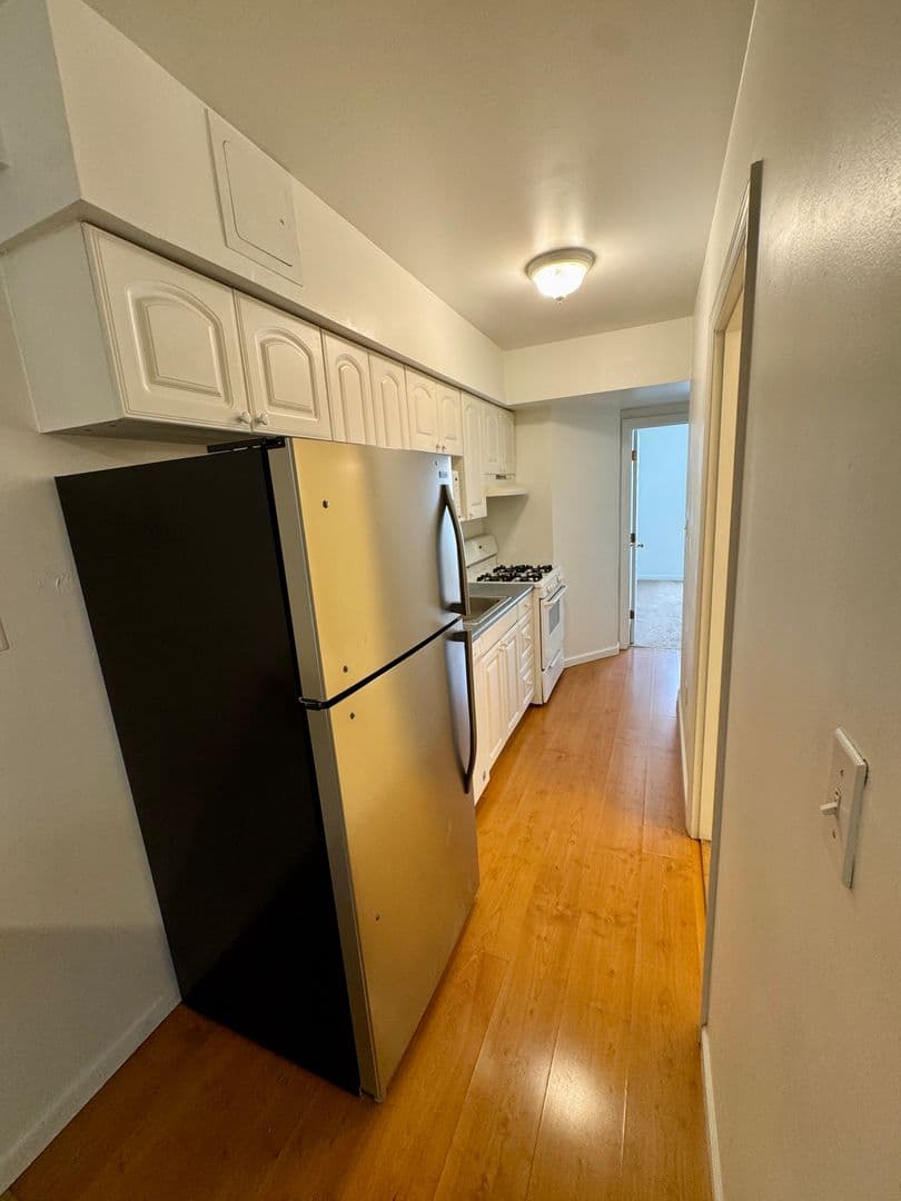 Pittsburgh Apartment: 3401 Forbes Ave