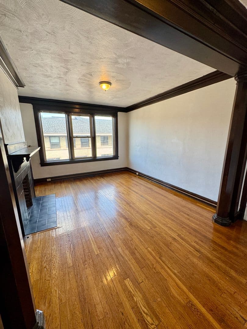 Pittsburgh Apartment: 626 Maryland Ave