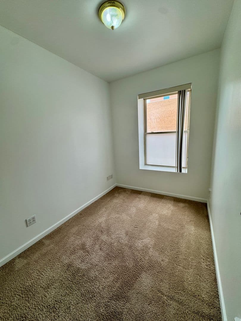 Pittsburgh Apartment: 3401 Forbes Ave
