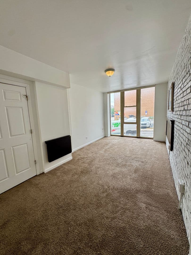 Pittsburgh Apartment: 3401 Forbes Ave