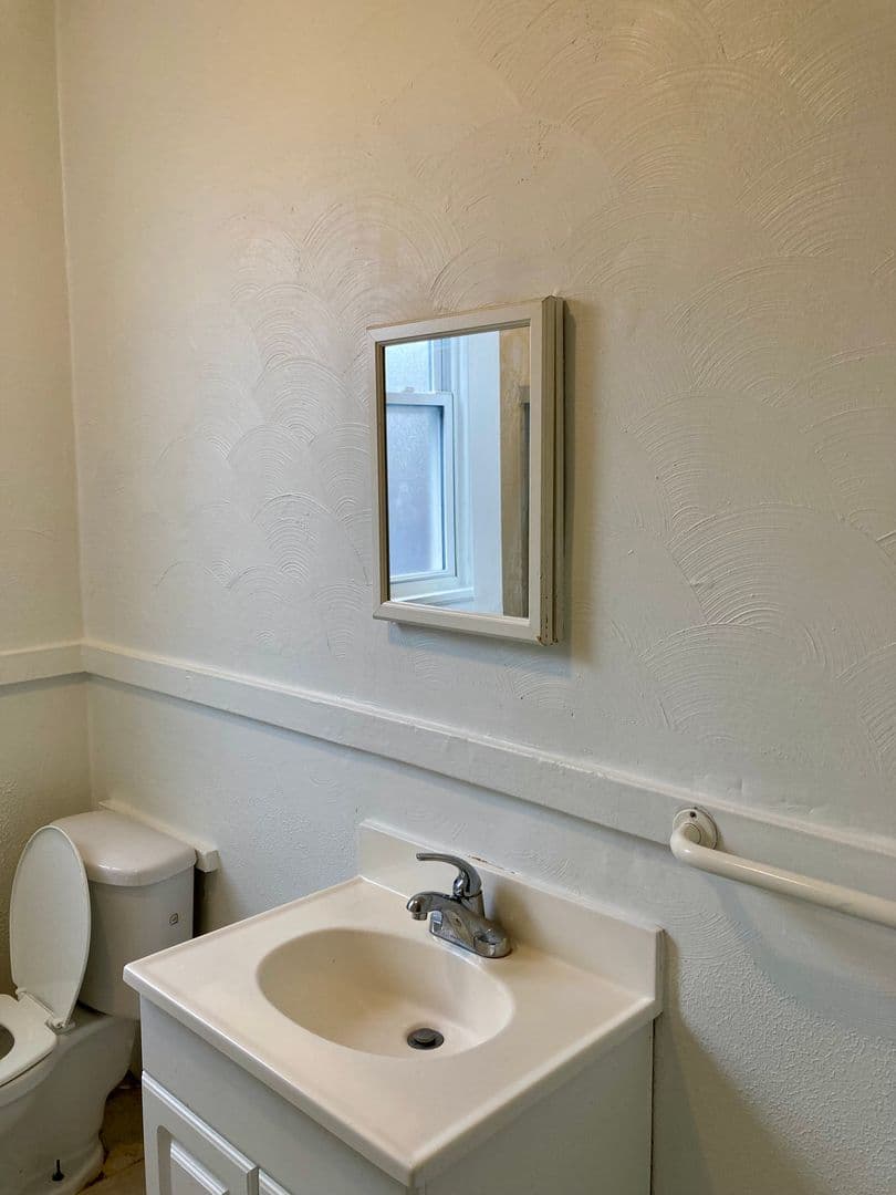 Pittsburgh Apartment: 435 S. Graham St