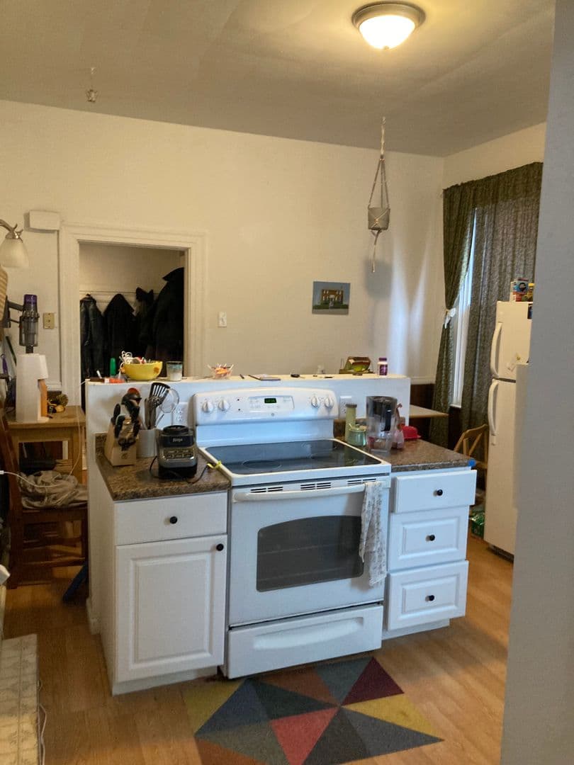 Pittsburgh Apartment: 435 S. Graham St