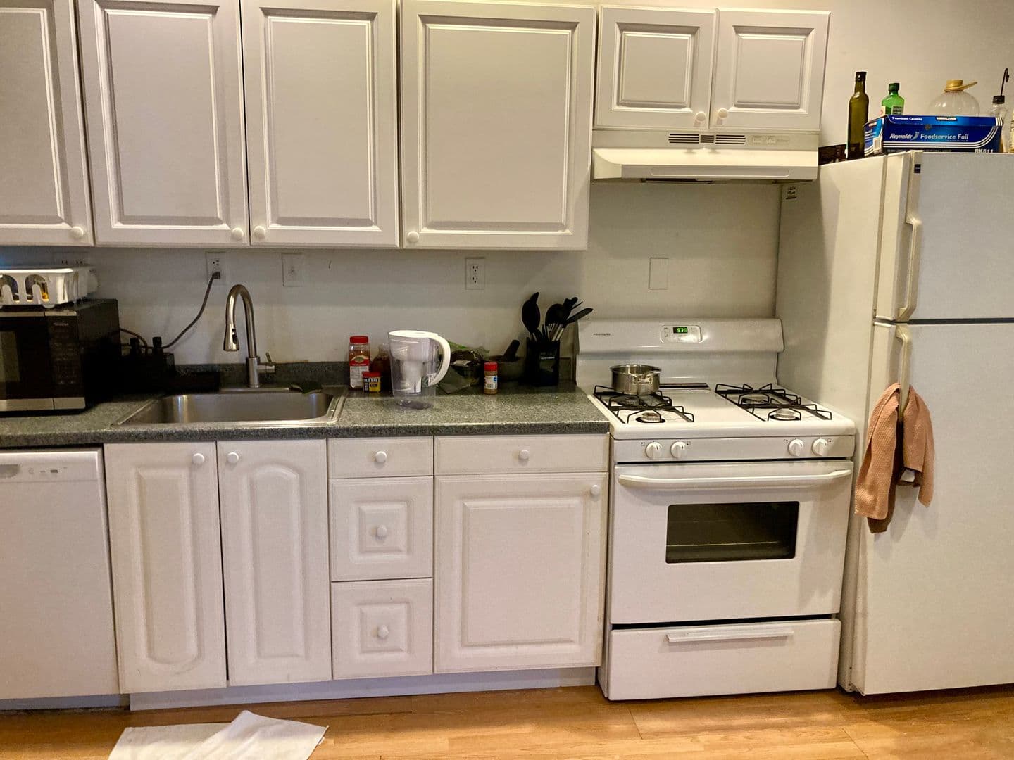 Pittsburgh Apartment: 370 S. Negley