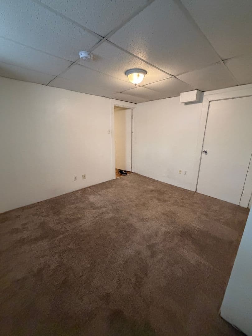Pittsburgh Apartment: 218 North Craig St