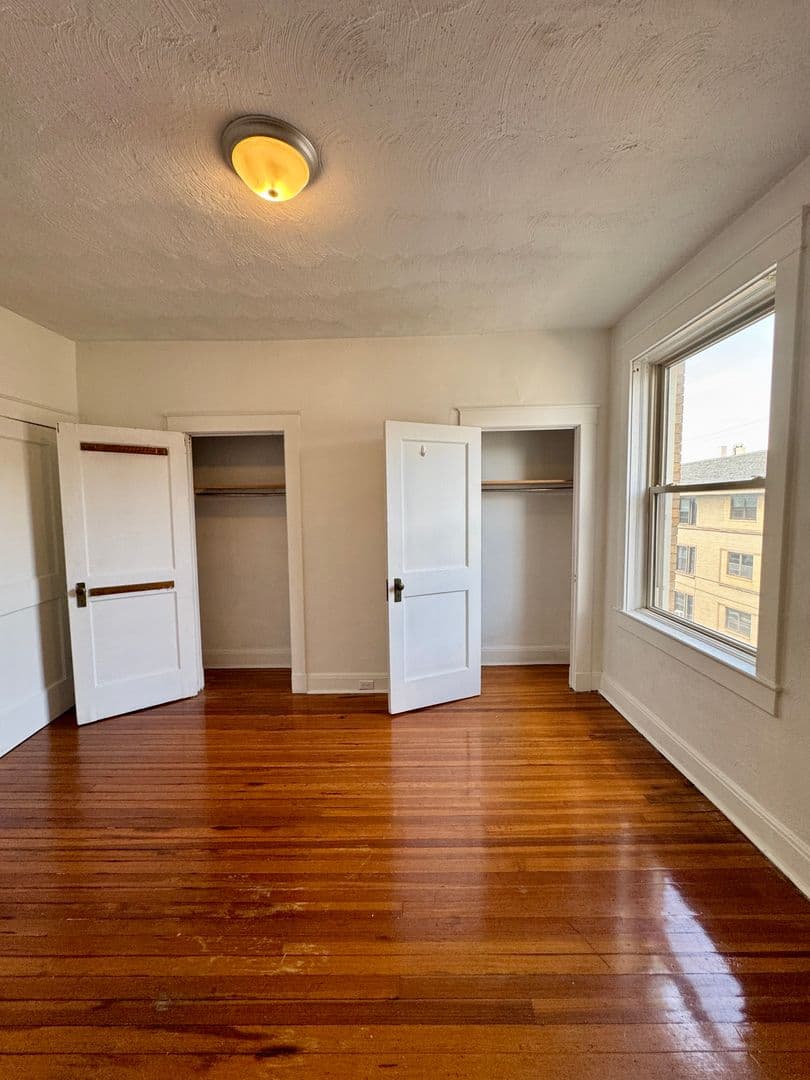Pittsburgh Apartment: 626 Maryland Ave