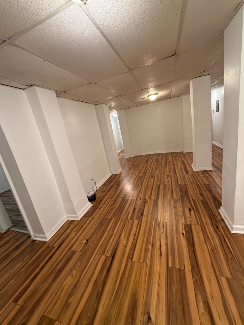 Pittsburgh Apartment: 218 North Craig St