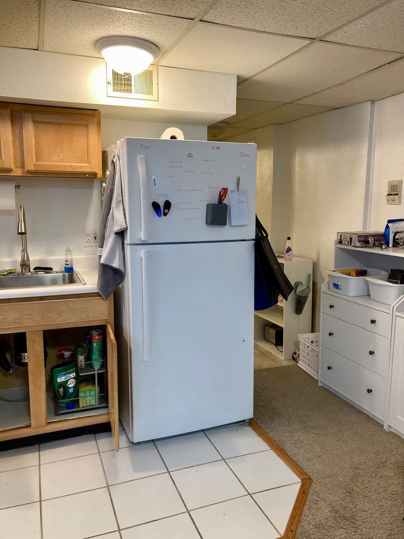 Pittsburgh Apartment: 5819 Bartlett St