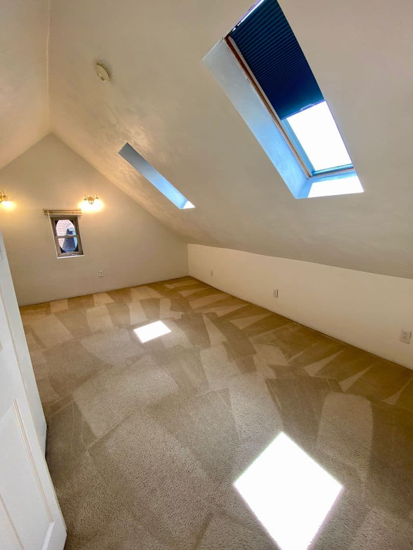 Pittsburgh Apartment: 5819 Bartlett St