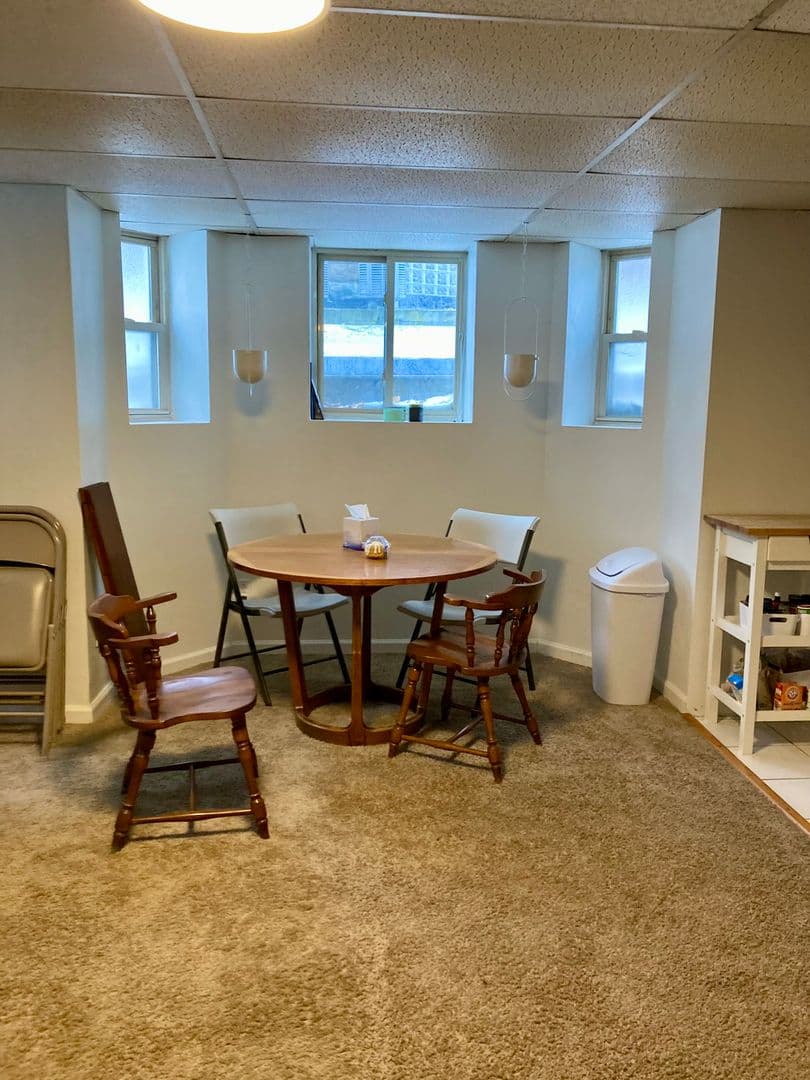 Pittsburgh Apartment: 5819 Bartlett St