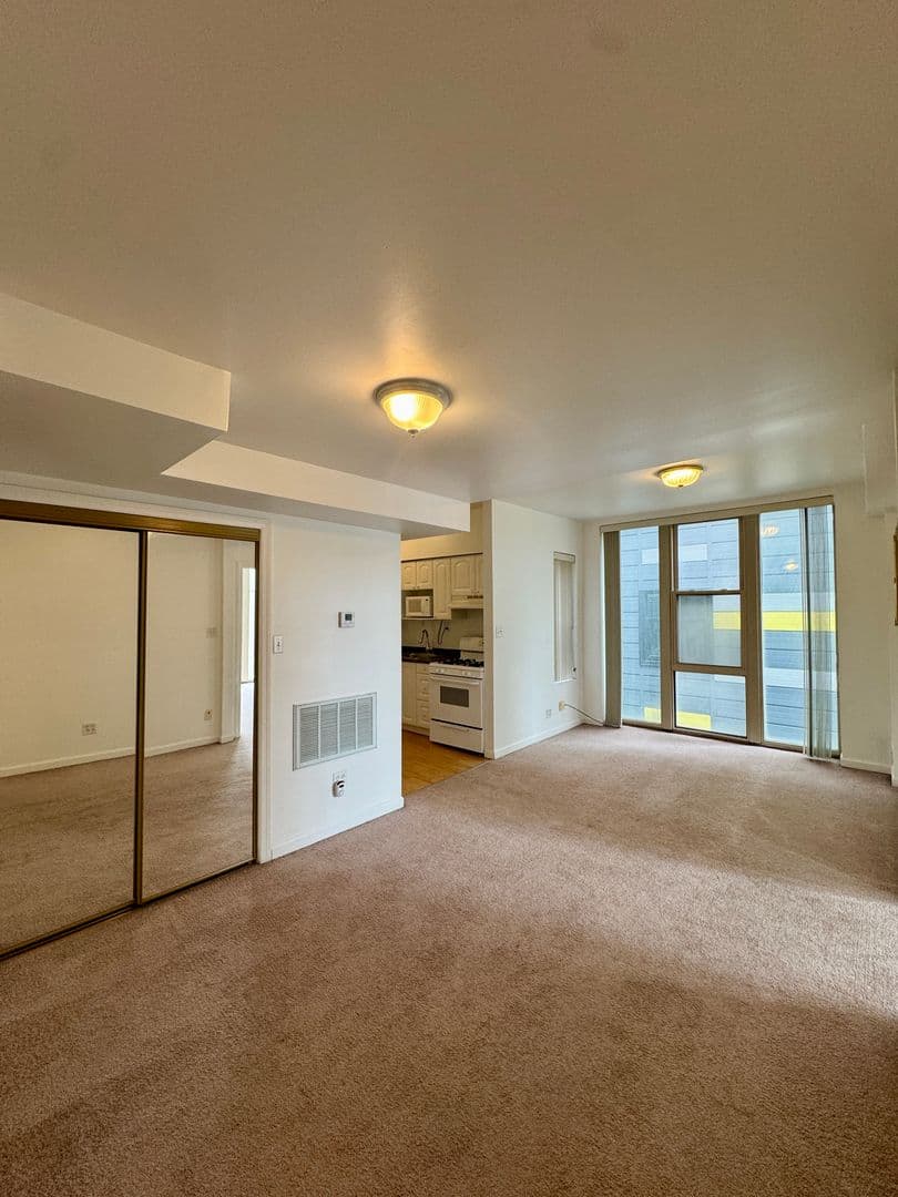 Pittsburgh Apartment: 3401 Forbes Ave