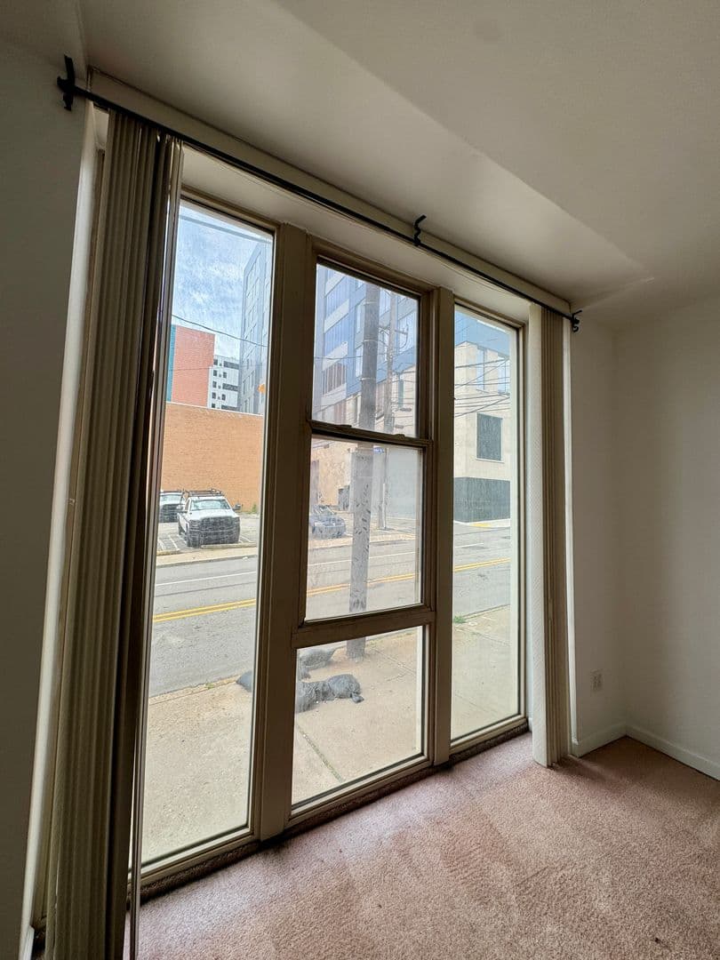 Pittsburgh Apartment: 3401 Forbes Ave