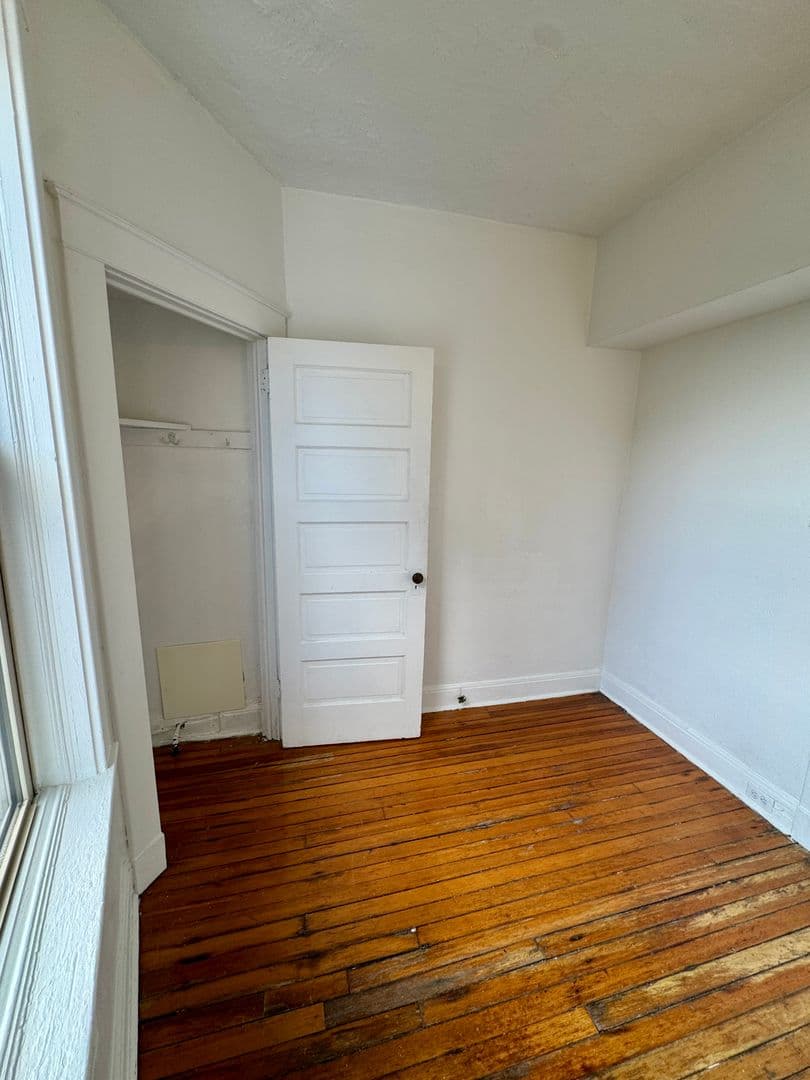 Pittsburgh Apartment: 626 Maryland Ave
