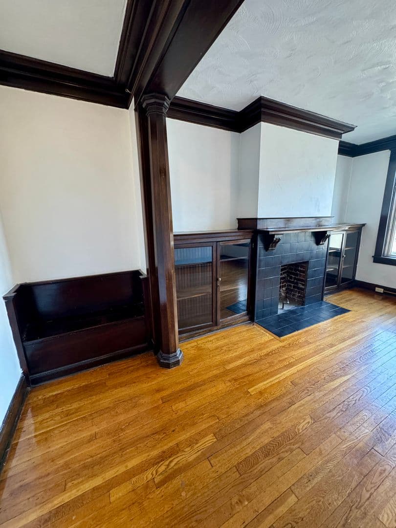 Pittsburgh Apartment: 626 Maryland Ave