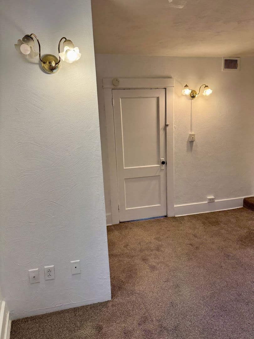 Pittsburgh Apartment: 626 Maryland Ave