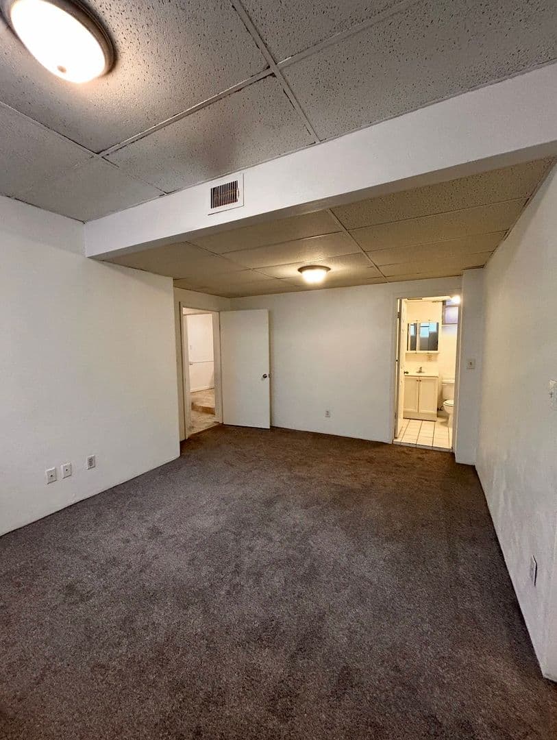 Pittsburgh Apartment: 626 Maryland Ave