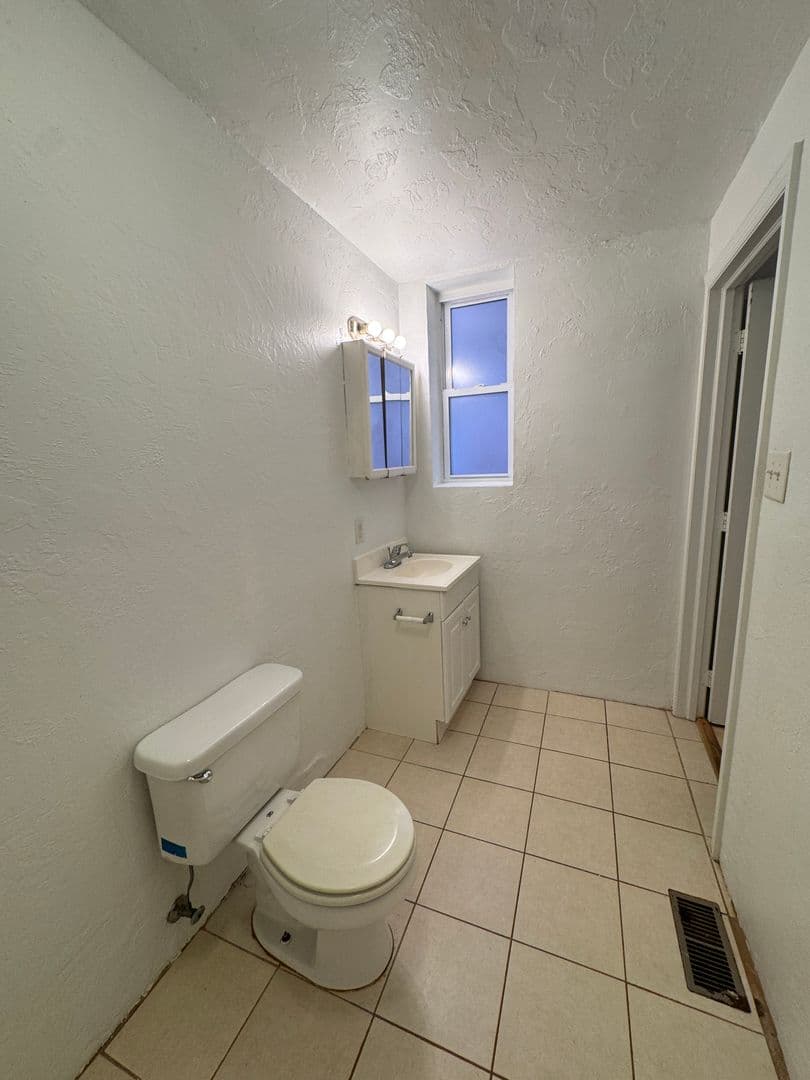 Pittsburgh Apartment: 3609 Dawson St