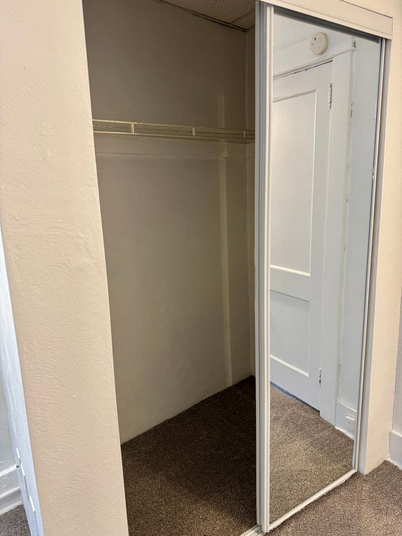 Pittsburgh Apartment: 626 Maryland Ave