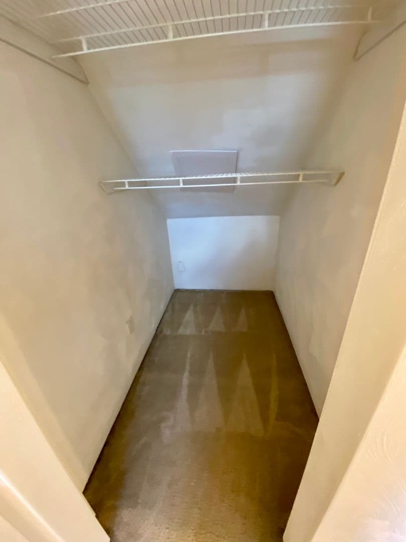 Pittsburgh Apartment: 5819 Bartlett St