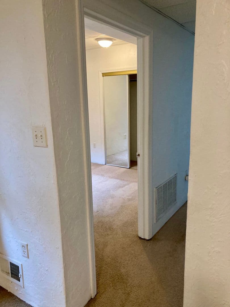 Pittsburgh Apartment: 3617 Dawson St