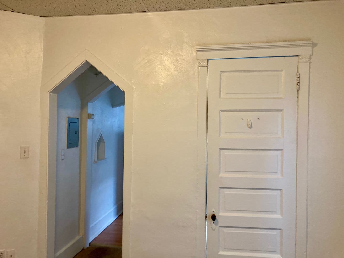 Pittsburgh Apartment: 222 N. Craig St.