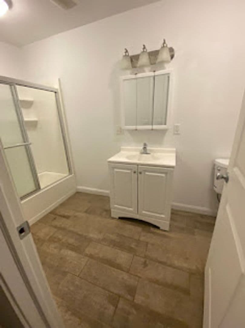 Pittsburgh Apartment: 514 Ivy St