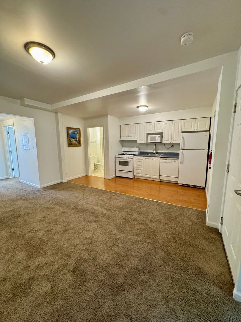 Pittsburgh Apartment: 3401 Forbes Ave