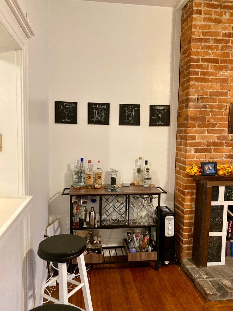 Pittsburgh Apartment: 431 S. Graham St