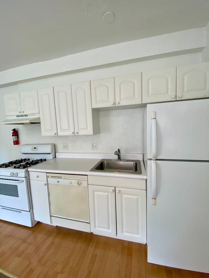Pittsburgh Apartment: 3615 Dawson St