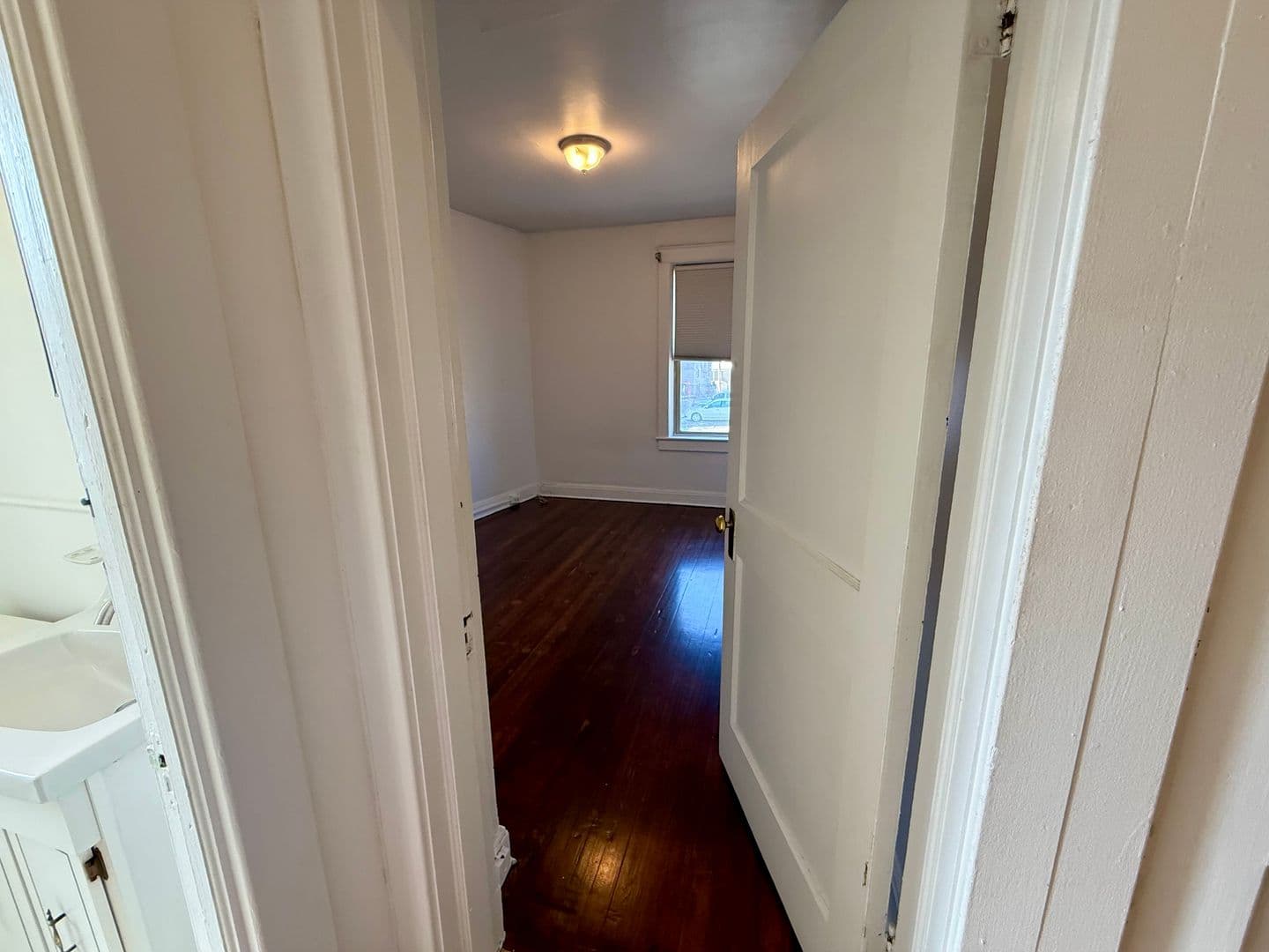 Pittsburgh Apartment: 5752 Ellsworth Ave