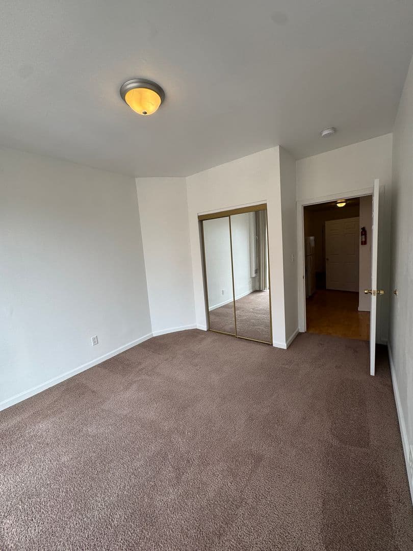 Pittsburgh Apartment: 3401 Forbes Ave